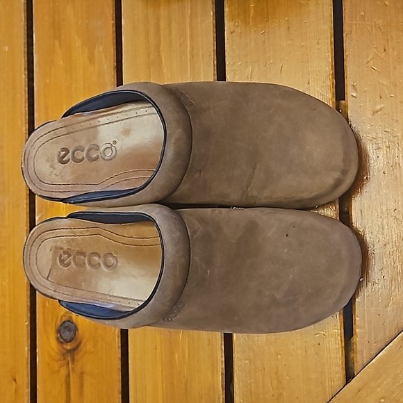 Ecco Shoes - Leather Ecco mule / clogs sz. 41 or 8.5